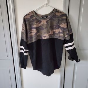 Camo and black long sleeves shirt